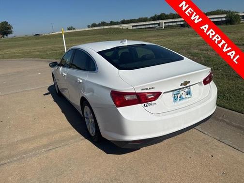 2017 Chevrolet Malibu 1LT