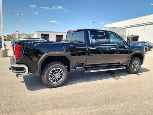 2025 GMC Sierra 2500 SLT