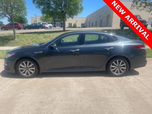 2019 Kia Optima EX