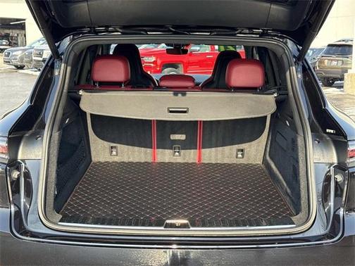 2021 Porsche Cayenne Turbo