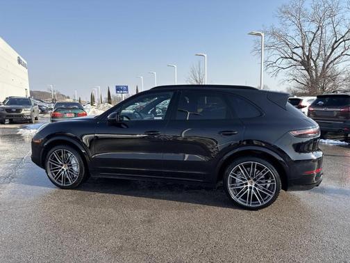 2021 Porsche Cayenne Turbo