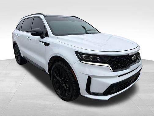 White Pearl 2021 Kia Sorento SX
