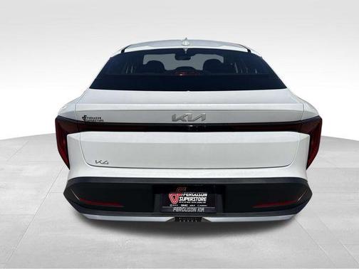 Snow White Pearl 2026 Kia K4 LXS