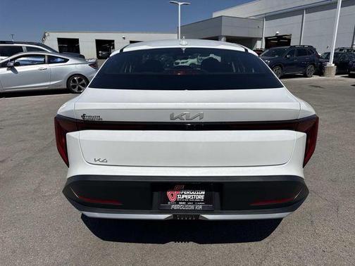 Snow White Pearl 2026 Kia K4 LXS