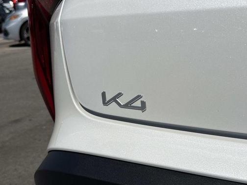 Snow White Pearl 2026 Kia K4 LXS
