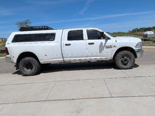 Bright White Clearcoat 2016 RAM 3500 Tradesman