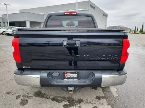 2018 Toyota Tundra SR5