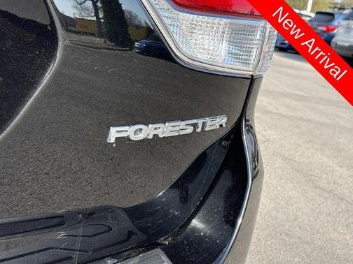 Crystal Black Silica 2019 Subaru Forester Premium