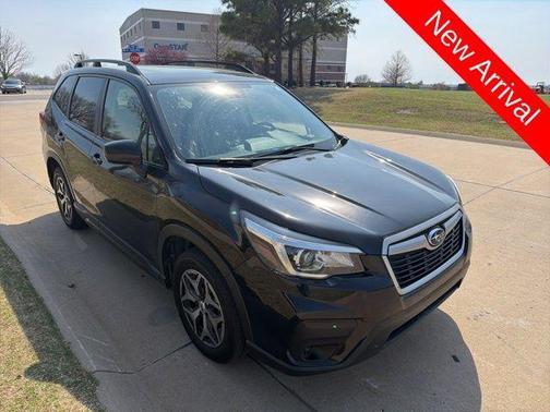 Crystal Black Silica 2019 Subaru Forester Premium