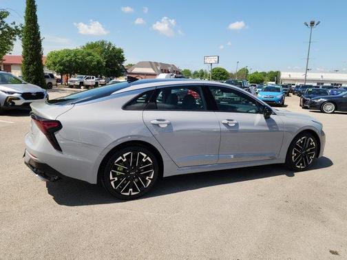 2025 Kia K5 GT