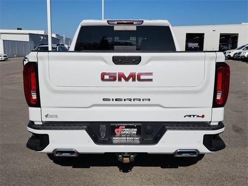 2023 GMC Sierra 1500 AT4