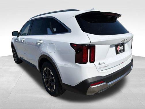 Glacial White Pearl 2026 Kia Sorento S