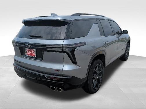Sterling Gray Metallic 2025 Chevrolet Traverse RS