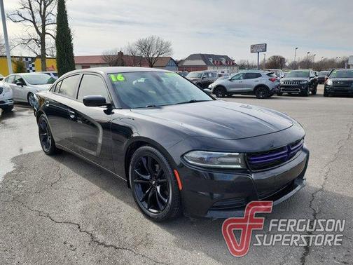 2016 Dodge Charger SE
