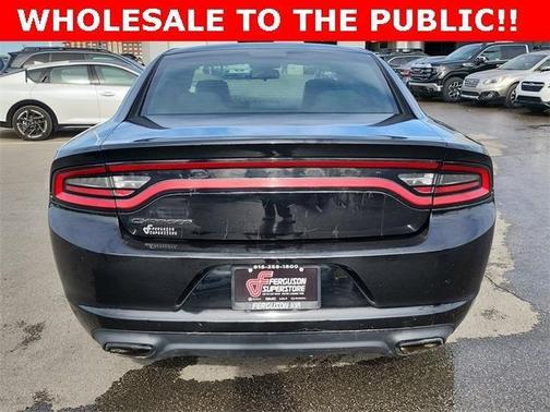 2016 Dodge Charger SE