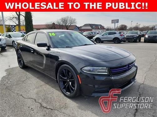 2016 Dodge Charger SE
