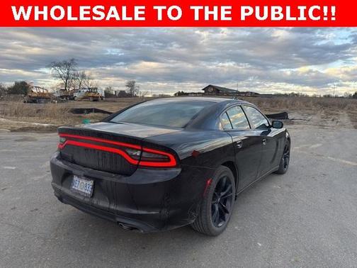 2016 Dodge Charger SE