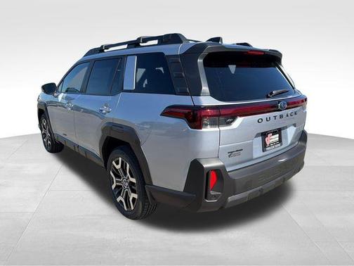 Ice Silver Metallic 2026 Subaru Outback Touring XT