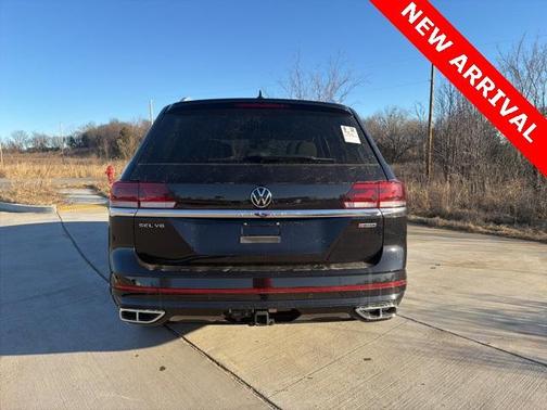 2022 Volkswagen Atlas 3.6L SEL Premium R-Line