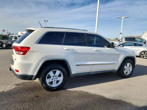 2011 Jeep Grand Cherokee Laredo