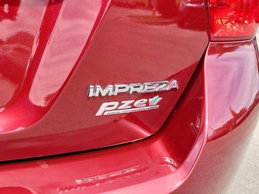 2013 Subaru Impreza 2.0i Premium