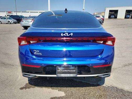 2022 Kia K5 EX