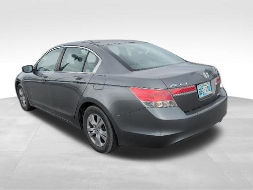 Polished Metal Metallic 2011 Honda Accord SE