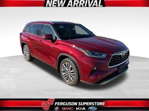 Ruby Flare Pearl 2021 Toyota Highlander Hybrid Platinum