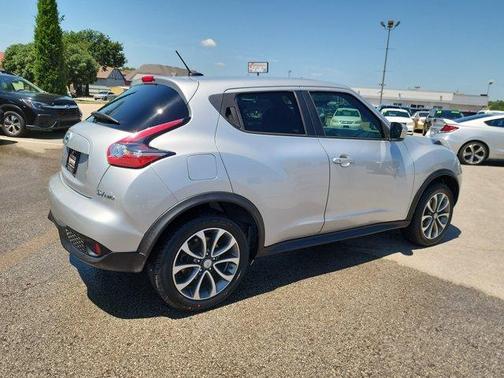 2017 Nissan Juke SV