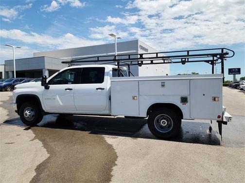 2023 Chevrolet Silverado 3500 WT