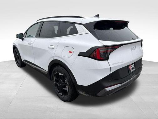 Glacial White Pearl 2026 Kia Sportage EX