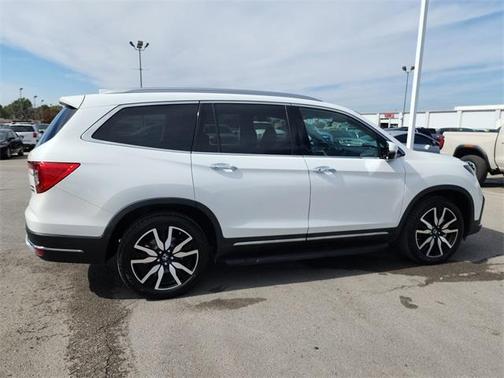 2022 Honda Pilot Touring 7-Passenger