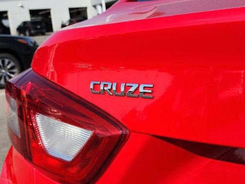 2018 Chevrolet Cruze LS