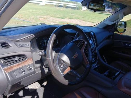 2019 Cadillac Escalade ESV Premium Luxury