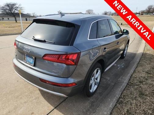 2020 Audi Q5 45 Premium