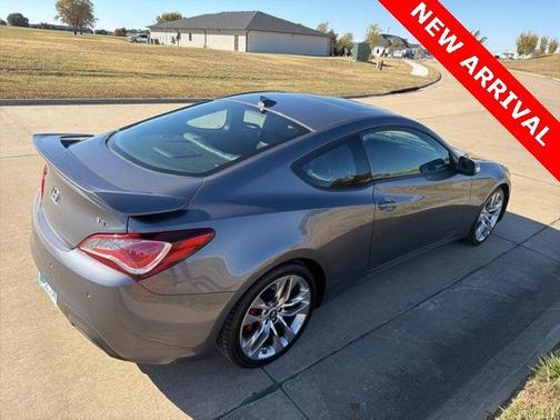 2015 Hyundai Genesis Coupe 3.8 Base