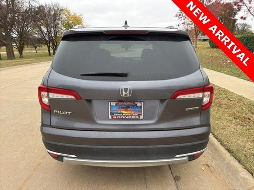 2022 Honda Pilot Touring 7-Passenger