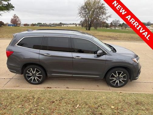 2022 Honda Pilot Touring 7-Passenger