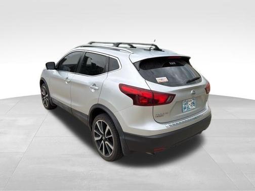 Brilliant Silver 2017 Nissan Rogue Sport S