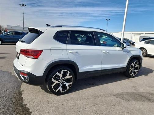 2022 Volkswagen Taos 1.5T SEL