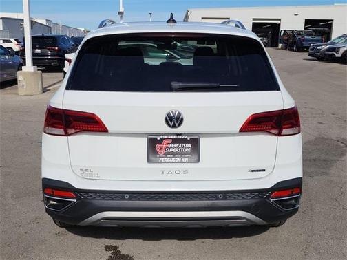 2022 Volkswagen Taos 1.5T SEL