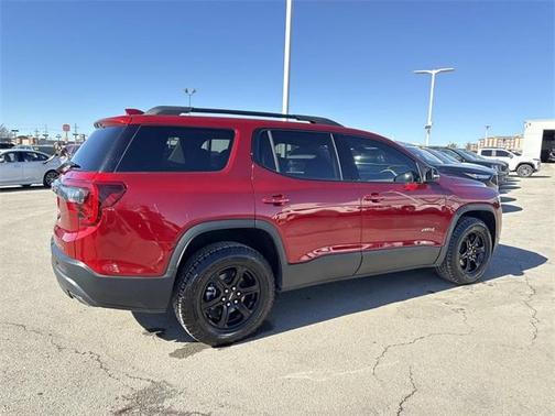 2023 GMC Acadia AT4