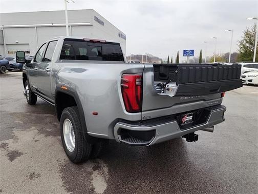 2026 GMC Sierra 3500 Denali