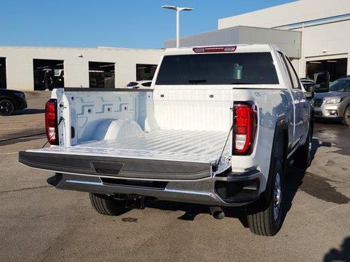 2026 GMC Sierra 2500 SLE