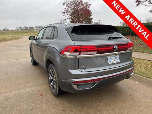 2024 Volkswagen Atlas Cross Sport 2.0T SE