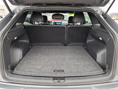 2024 Volkswagen Atlas Cross Sport 2.0T SE