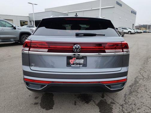 2024 Volkswagen Atlas Cross Sport 2.0T SE