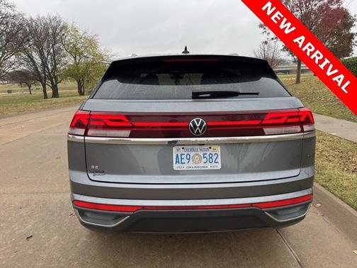 2024 Volkswagen Atlas Cross Sport 2.0T SE