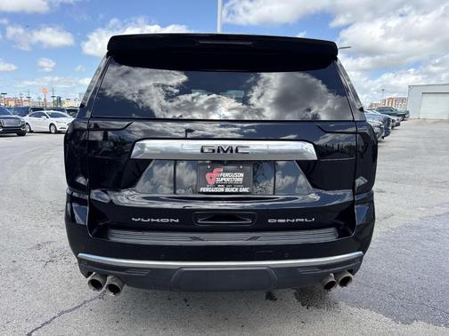 2022 GMC Yukon Denali