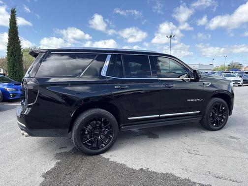 2022 GMC Yukon Denali